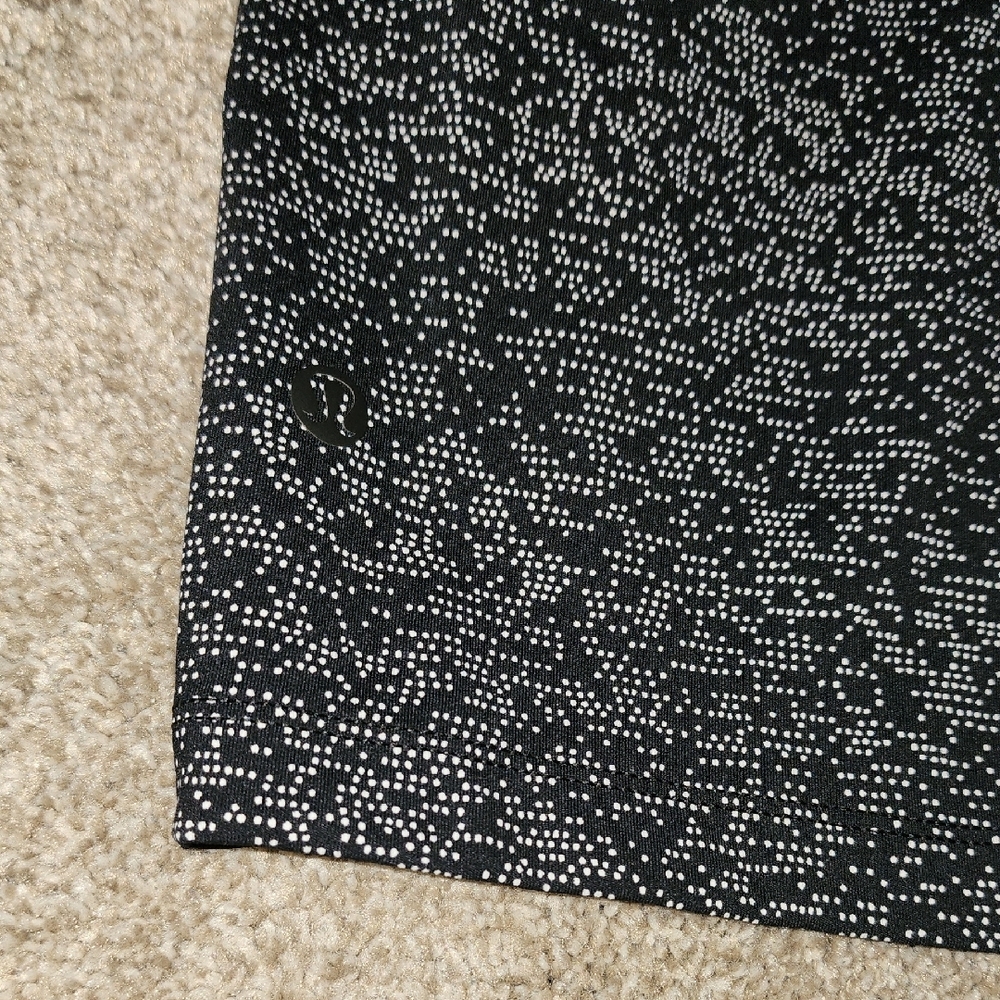 Women's Black Marled Athletic Shorts - Picture 3 of 4